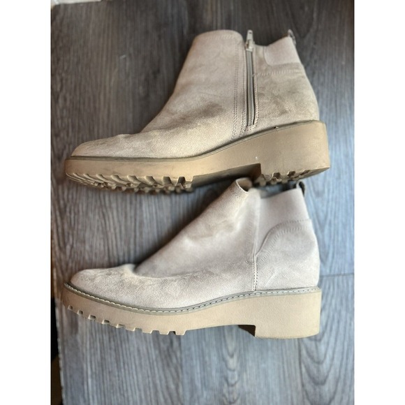 Beige Suede Universal Thread Ankle Boots Chunky Sole Casual Comfort Winter Boots - Picture 4 of 6